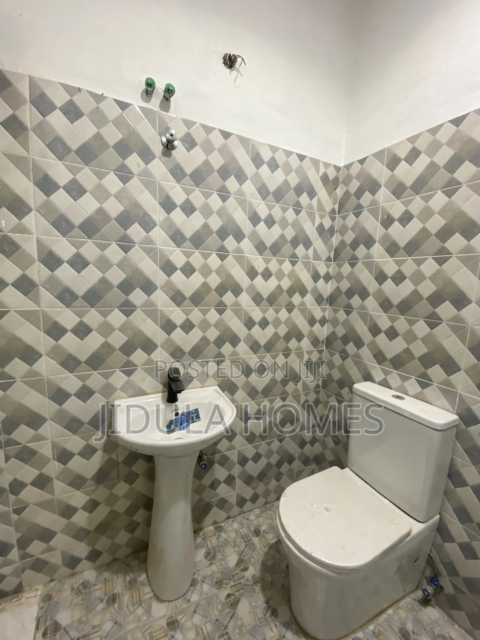 4bdrm House in Adenta Amrahia, Frafraha for rent
