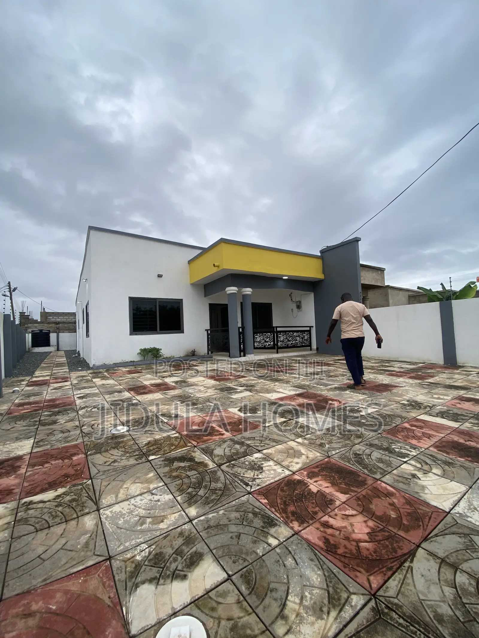 4bdrm House in Adenta Amrahia, Frafraha for rent