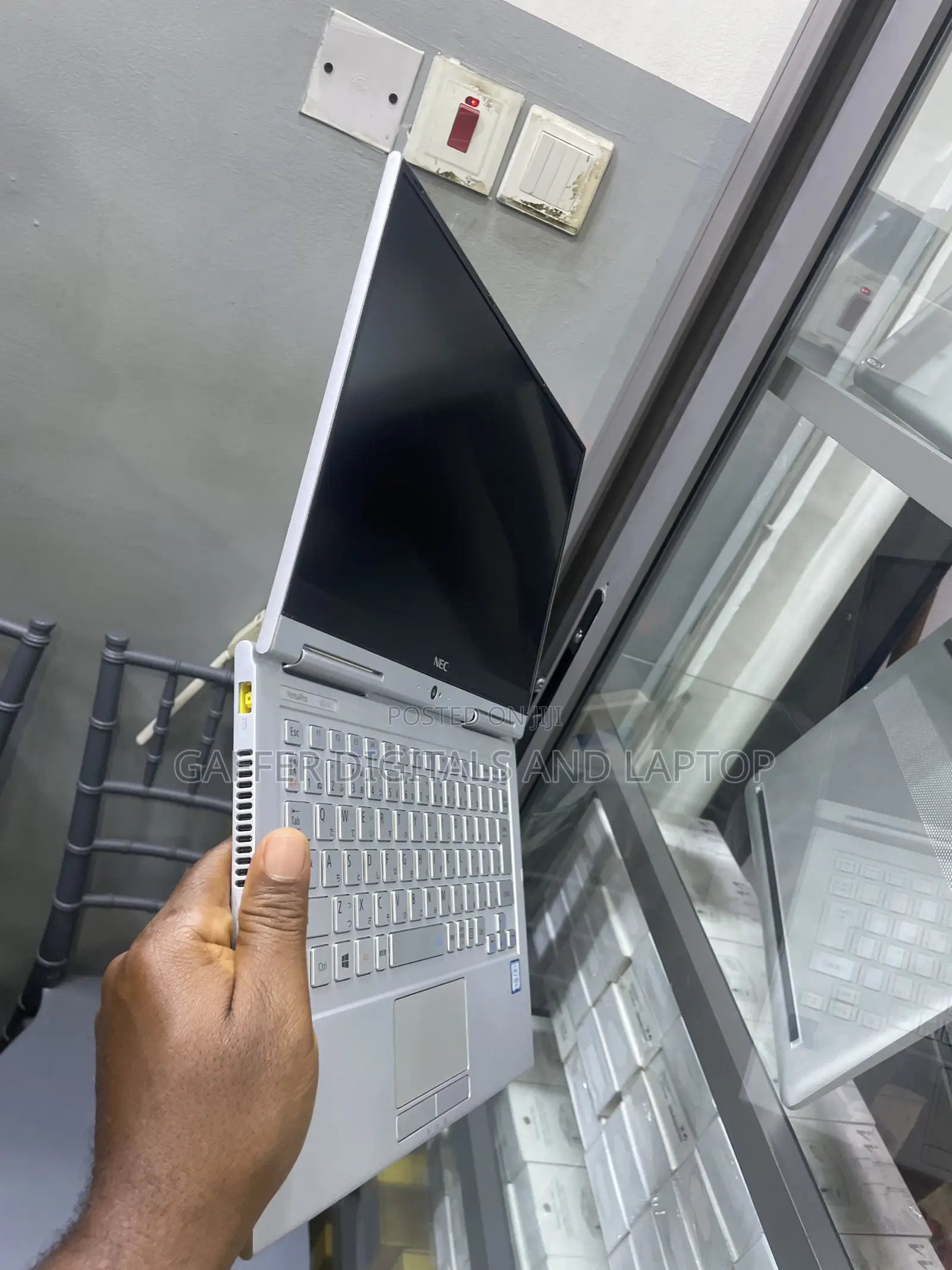 Laptop NEC N22A 4GB Intel Core i5 SSD 128GB