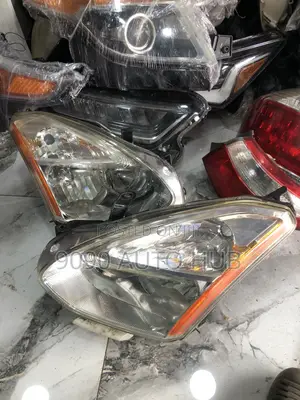 Nissan Rogue 2008 - 2013 Headlight