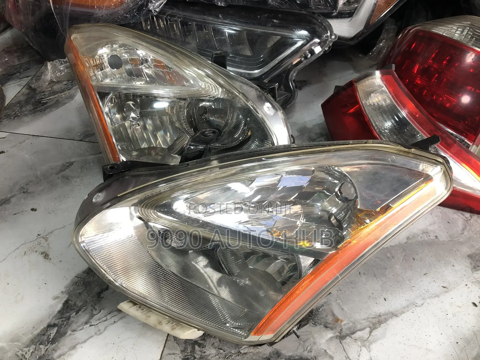 Nissan Rogue 2008 - 2013 Headlight