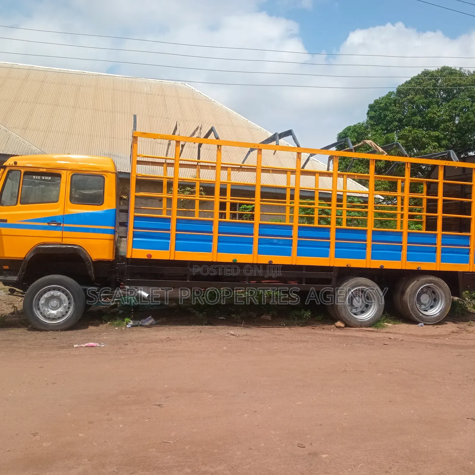 Ben Cargo Truck