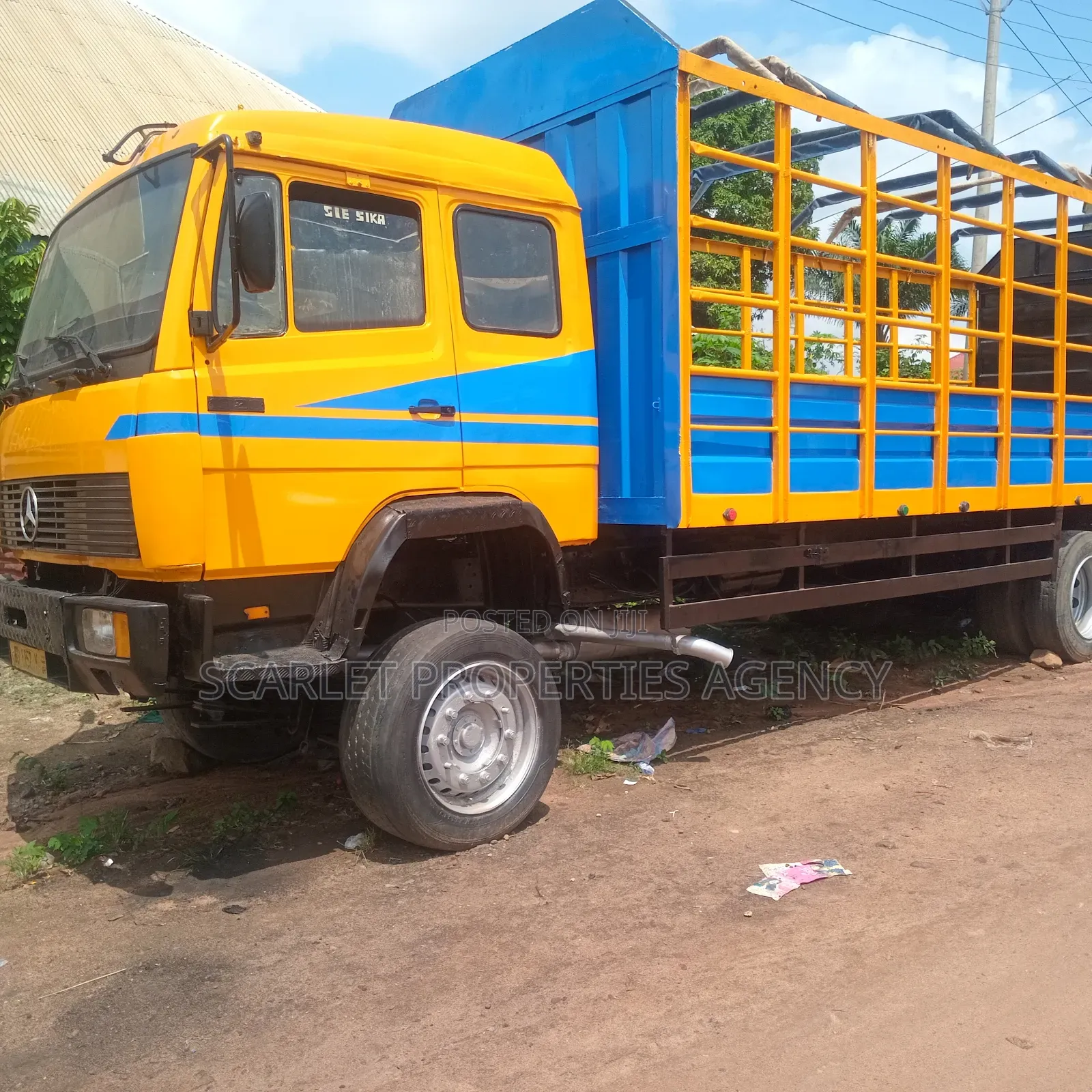 Ben Cargo Truck