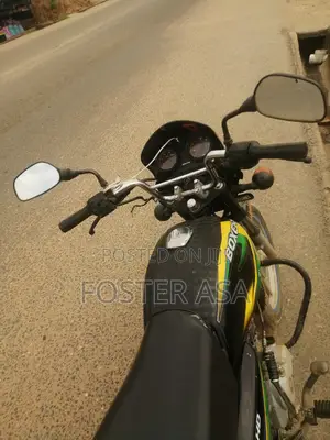 Bajaj Boxer 125 2024 Black