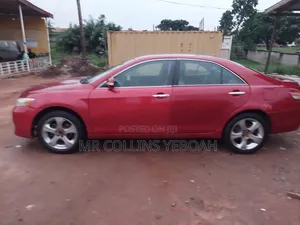 Toyota Camry 2010 Red