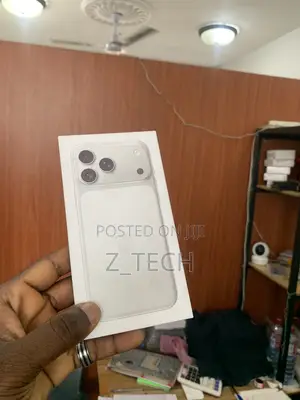 New Apple iPhone 17 Pro Max 256 GB White
