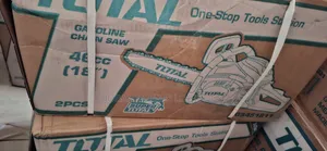 Total 28" Chain Saw (70cc)