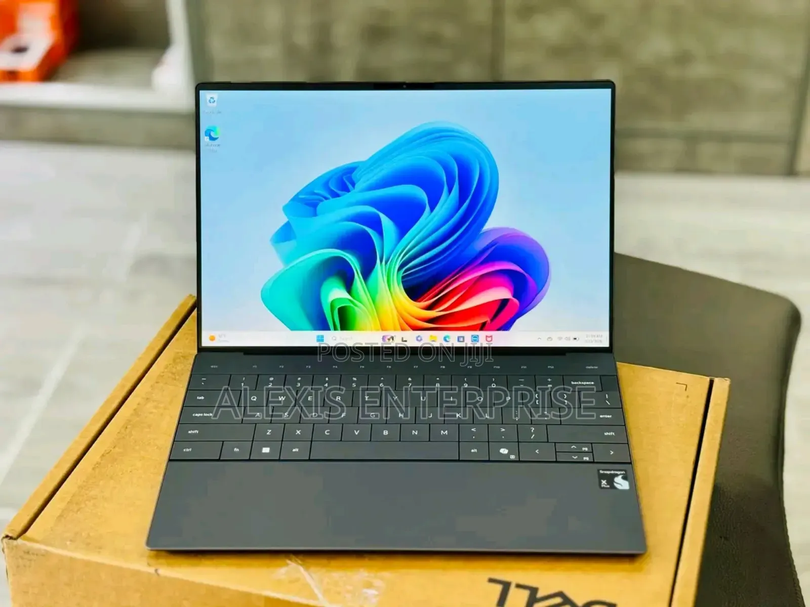 New Laptop Dell XPS 13 32GB Qualcomm Snapdragon X Elite SSD 1T