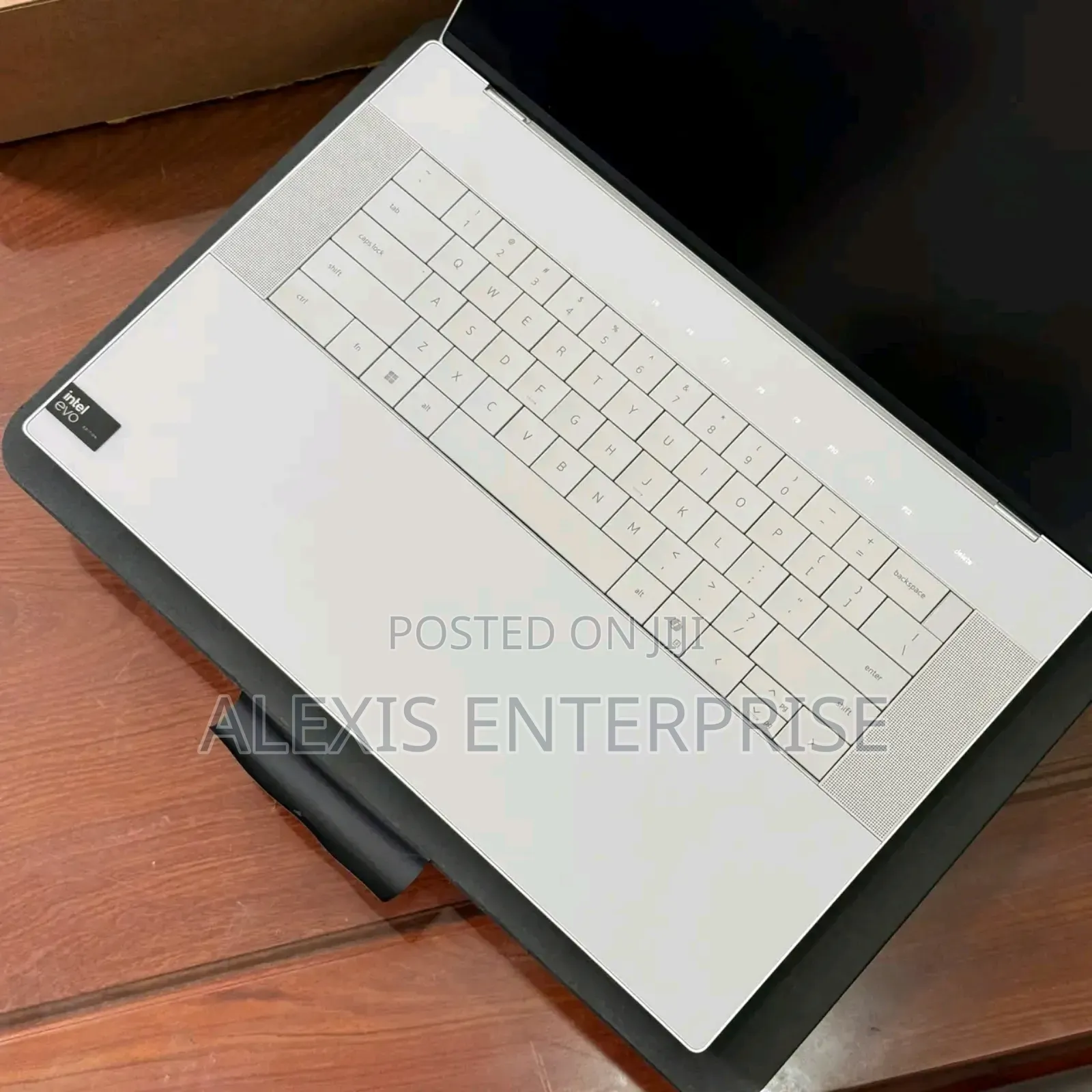 New Laptop Dell 14 Premium 32GB Intel Core Ultra 7 SSD 1T