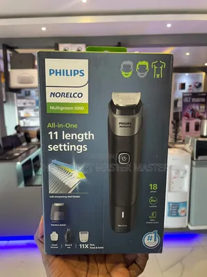 Philips Norelco Multigroom 5000 18-Piece Trimmer