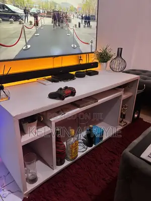 TV Stand Nice