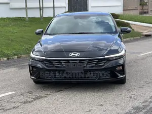 Hyundai Elantra Limited IVT 2025 Black
