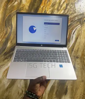 New Laptop HP 15-fd0290ns 8GB Intel Core i3 SSD 512GB