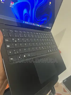 Microsoft Surface Laptop 3 16GB Intel Core i7 SSHD (Hybrid) 512GB