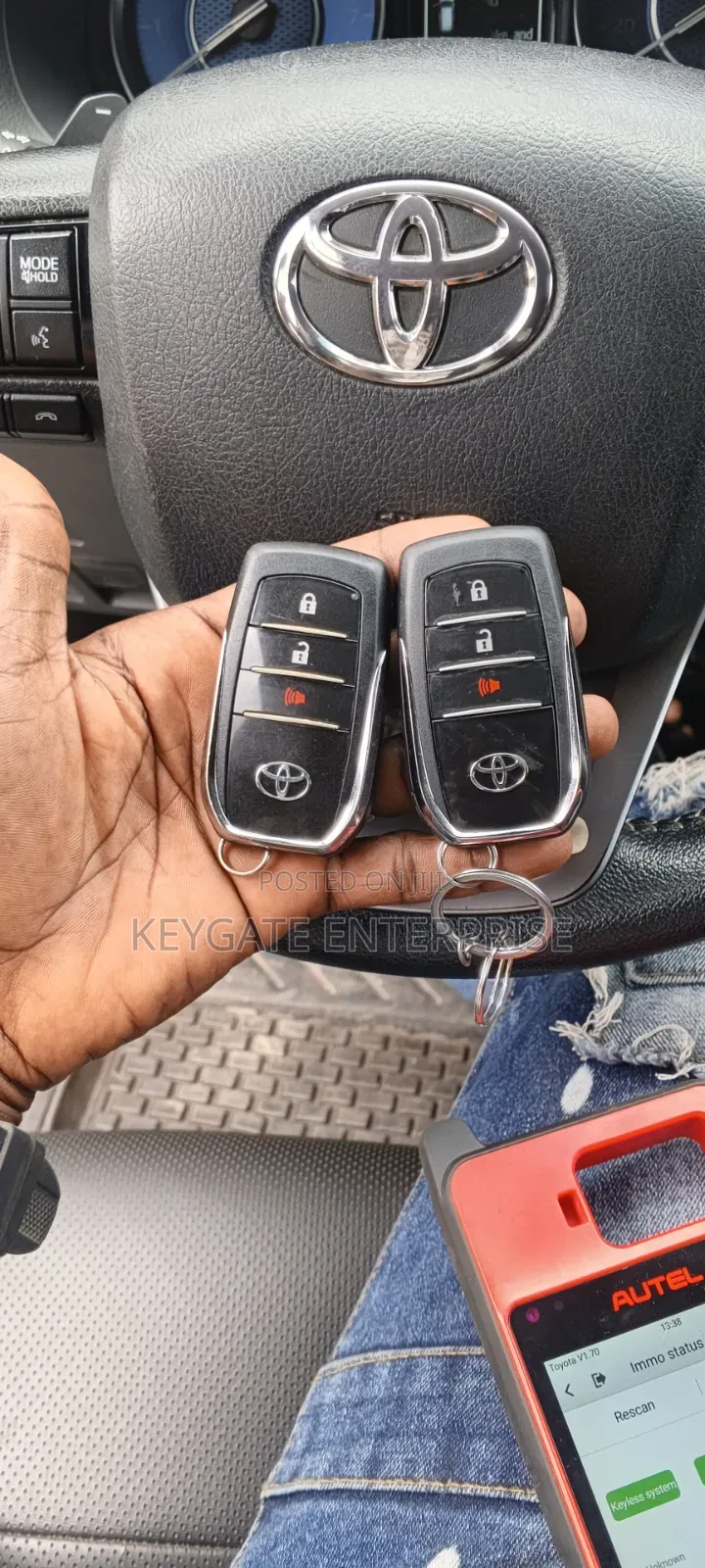 Toyota Hilux, Fortuner Smart Key and Programming