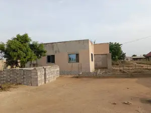 3bdrm House in Tsopoli, Dawhenya for sale