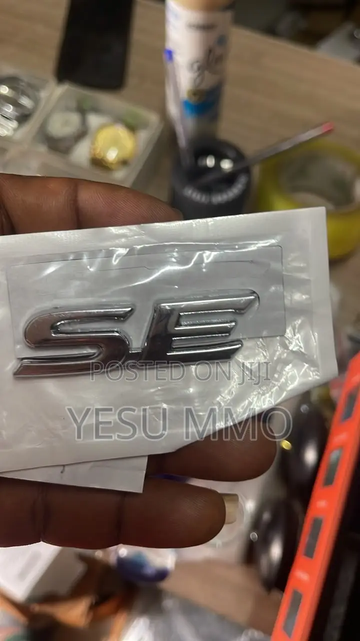 Toyota Camry 2019 Writing