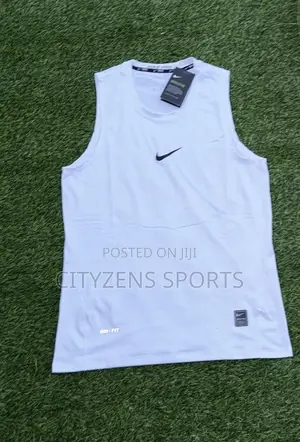 Nike White Sleeveless Gym/Sports Top