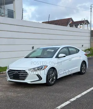 Hyundai Elantra Limited Sedan FWD (2.0L 4cyl 6A) 2017 White
