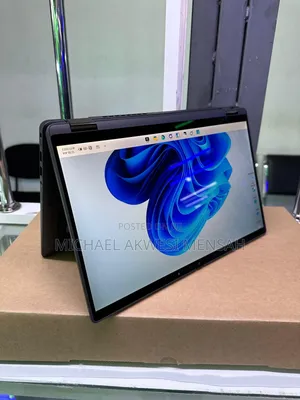 Laptop Dell Latitude 7400 2-in-1 8GB Intel Core i5 SSD 256GB