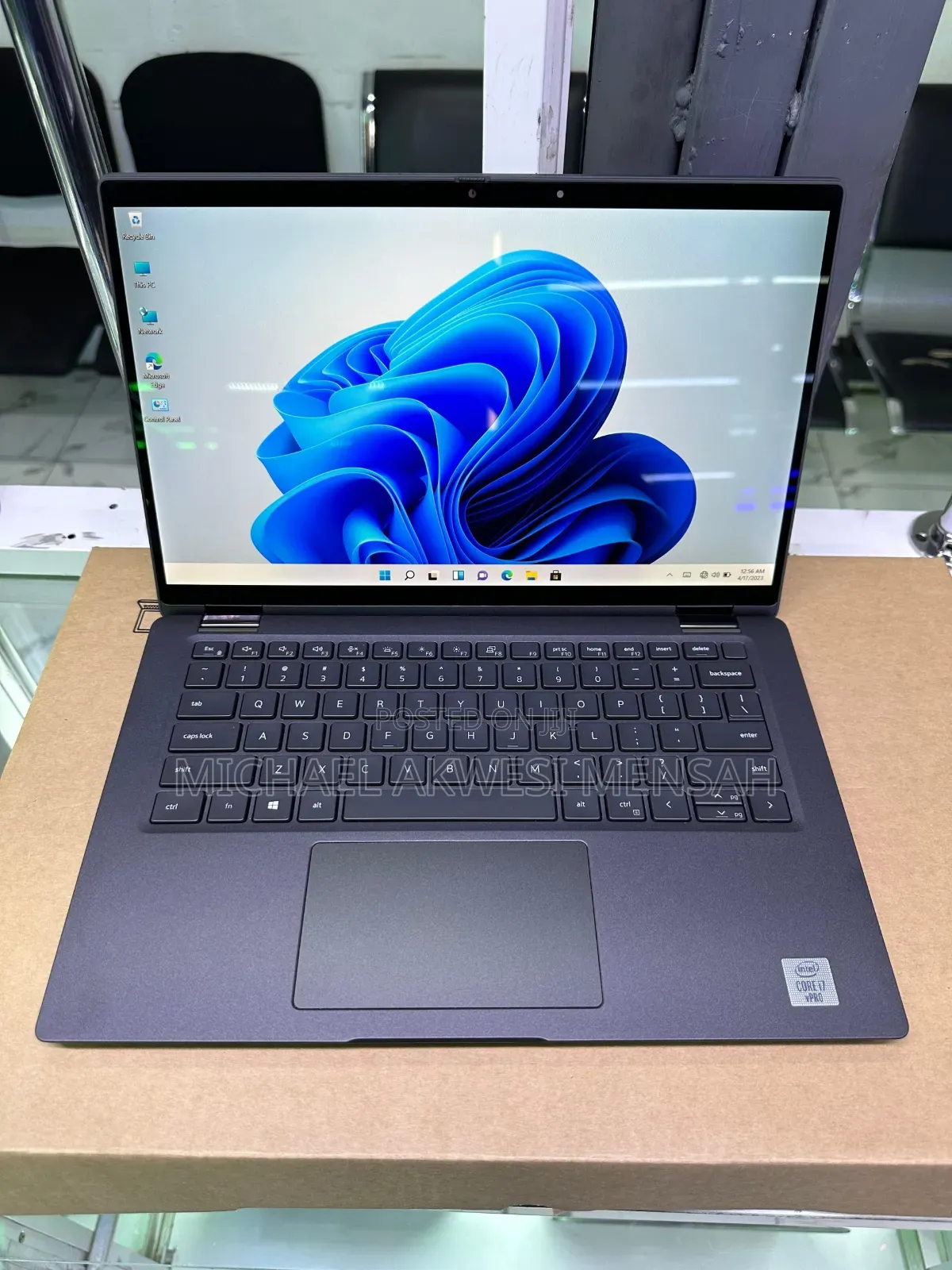 Laptop Dell Latitude 7400 2-in-1 8GB Intel Core i5 SSD 256GB