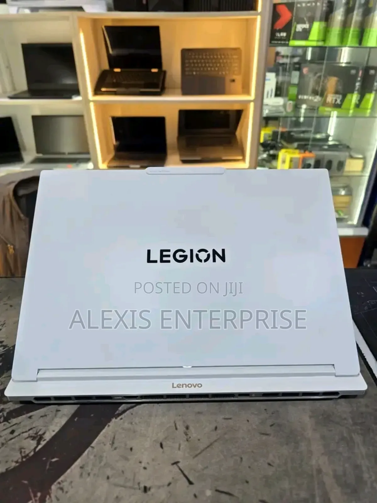 New Laptop Lenovo Lrgion 7i 32GB Intel Core Ultra 7 SSD 1T