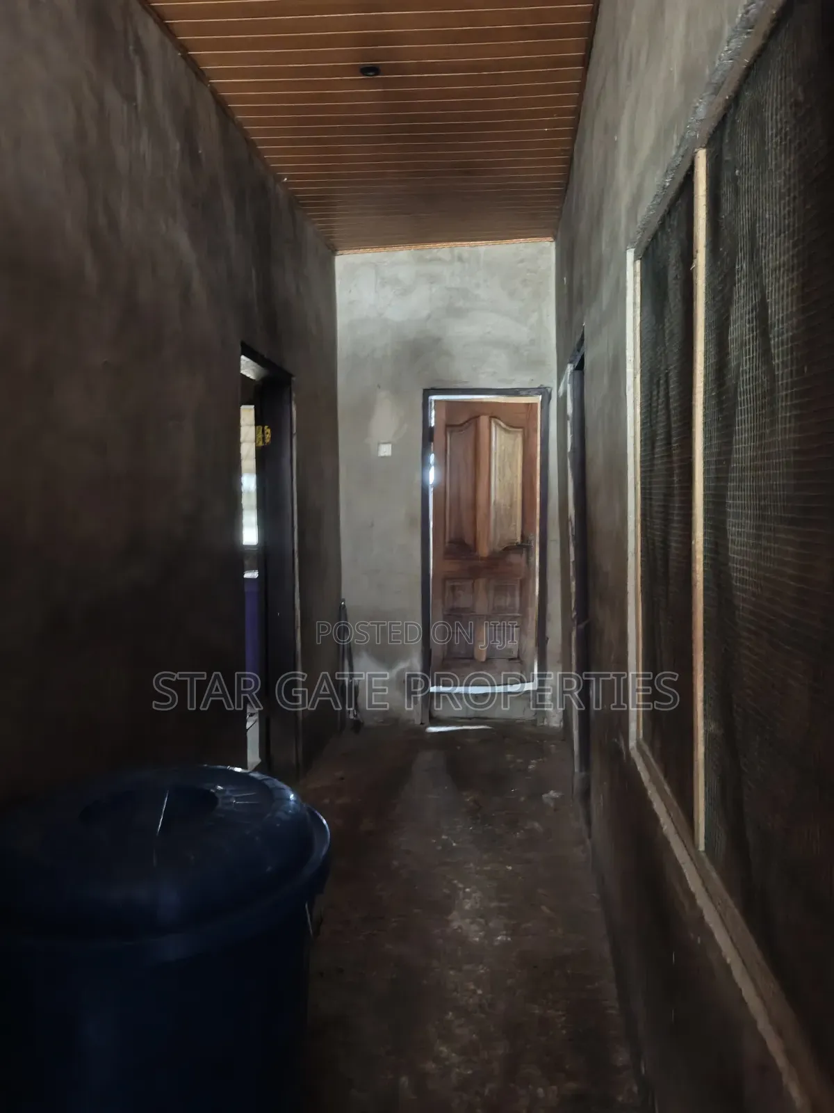 6bdrm House in Ejisu Dwenease, Kumasi Metropolitan for sale