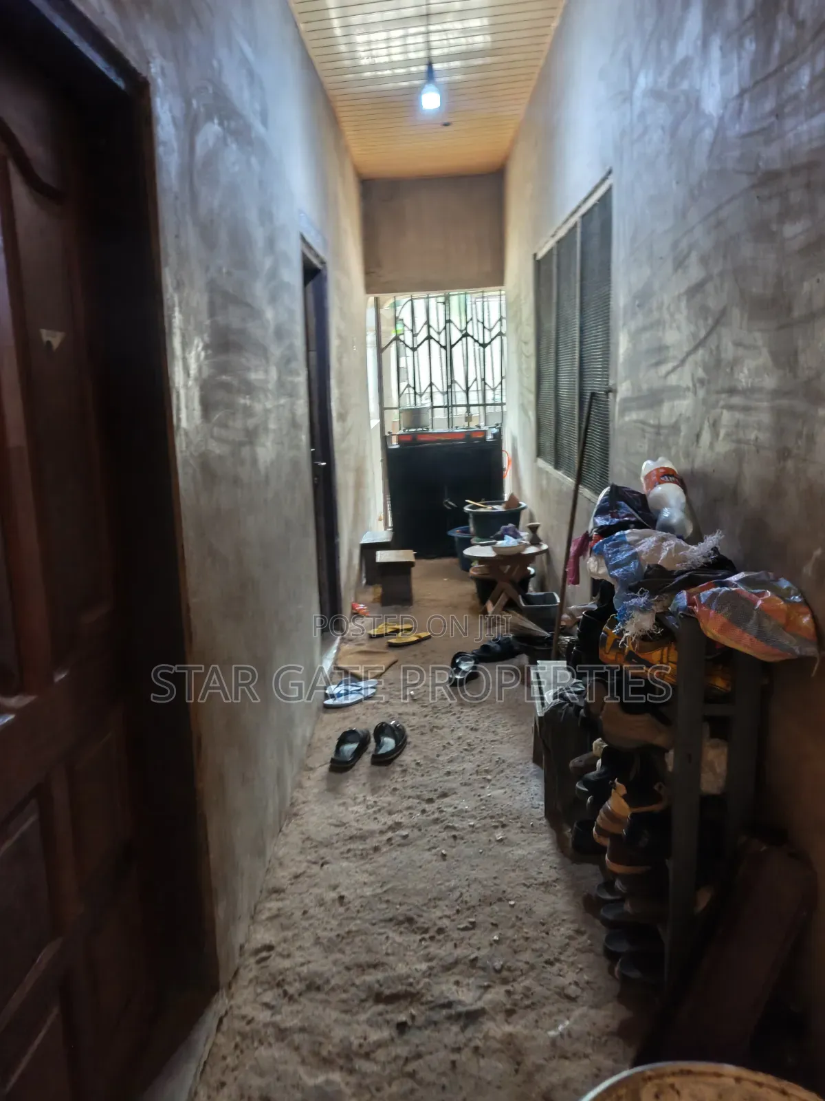 6bdrm House in Ejisu Dwenease, Kumasi Metropolitan for sale