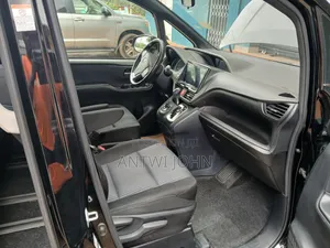 Toyota Voxy 2014 Black