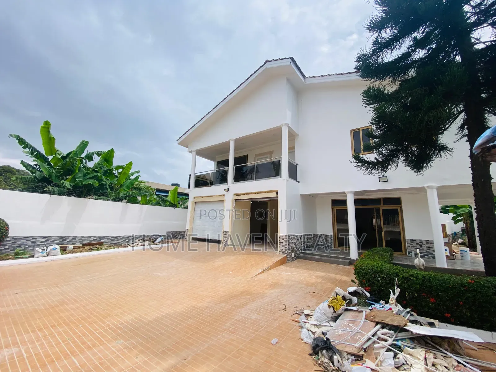4bdrm House in Abelemkpe, Lincoln School Area for rent