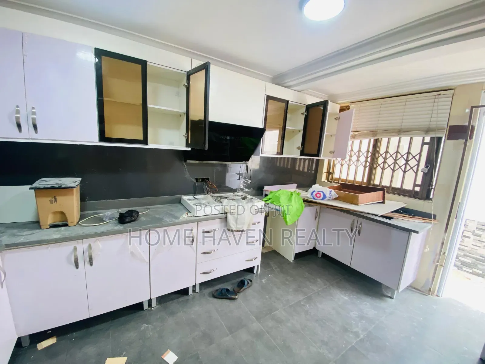 4bdrm House in Abelemkpe, Lincoln School Area for rent