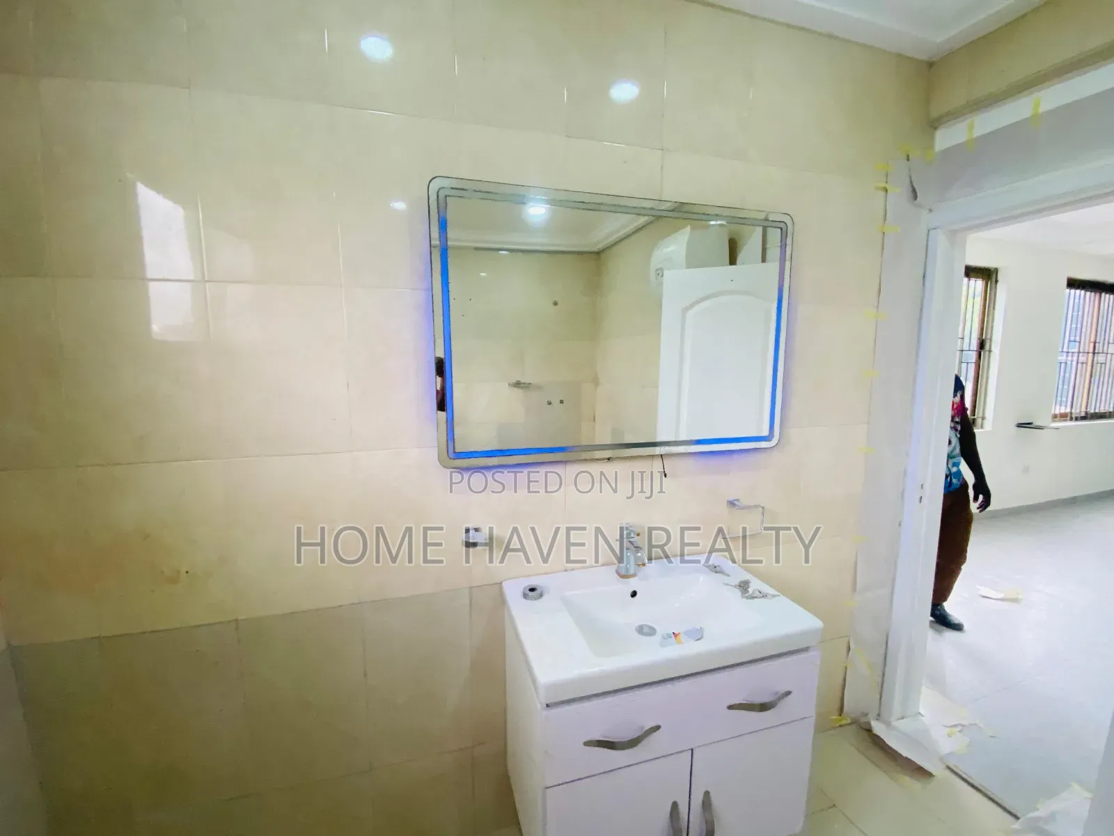 4bdrm House in Abelemkpe, Lincoln School Area for rent