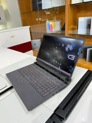 Laptop Dell G15 5510 16GB Intel Core i5 SSD 512GB