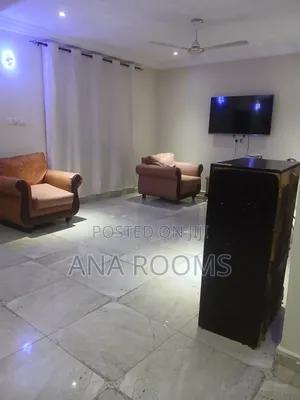 2bdrm Apartment in Community 11, Tema Metropolitan for rent