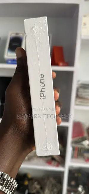 New Apple iPhone XR 64 GB White