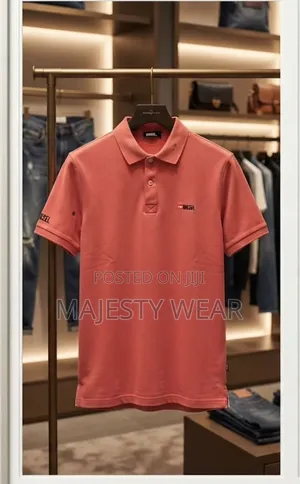 Classical Club -T Shirt