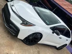 Toyota Corolla SE 2022 White