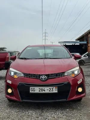 Toyota Corolla S 4dr Sedan (1.8L 4cyl CVT) 2015 Red
