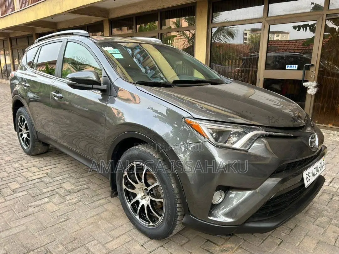 Toyota RAV4 LE 4dr SUV AWD (2.5L 4cyl 6A) 2015 Gray