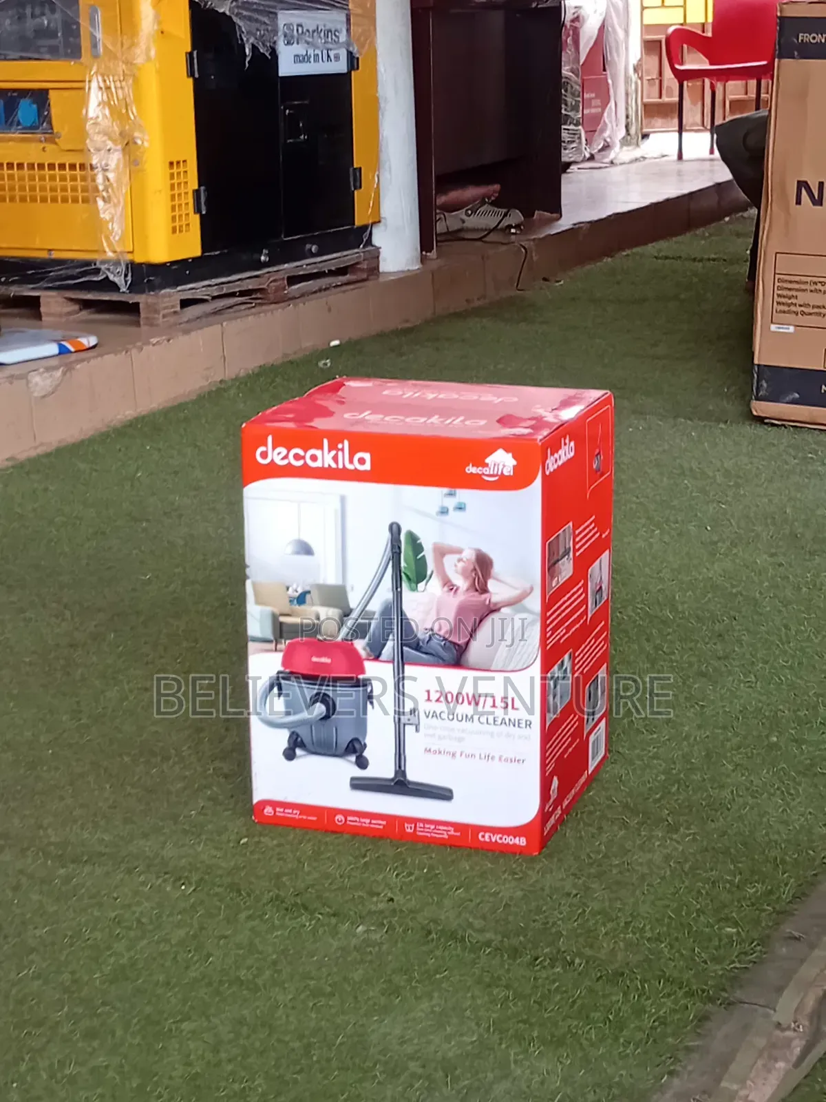 Industrial Vacuum Cleaner for Workshops and Offices
