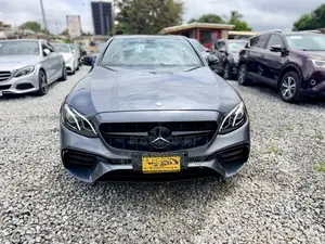 Mercedes-Benz E300 2018 Gray