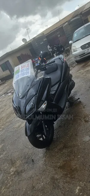 Yamaha Majesty 2014 Black