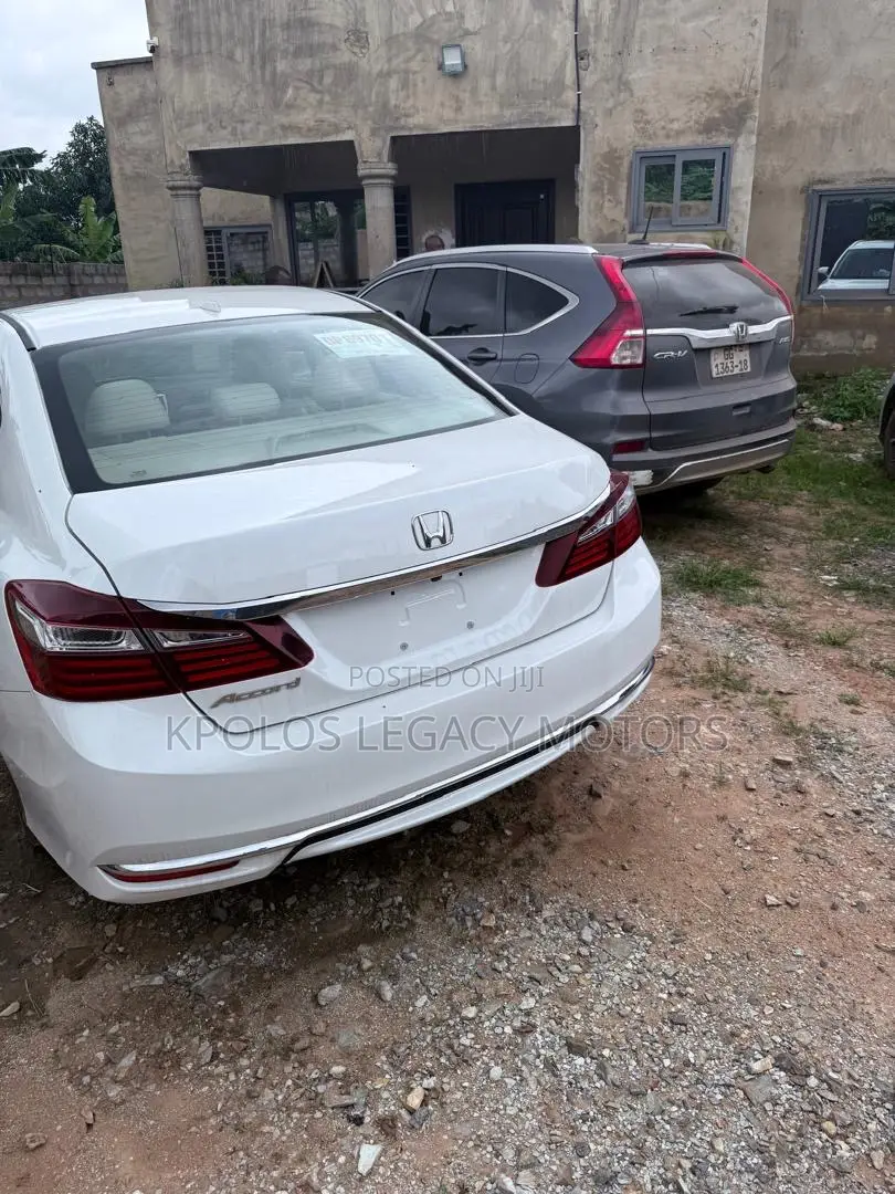 Honda Accord EX-L 4dr Sedan FWD (2.4L 4cyl 2A) 2017 White