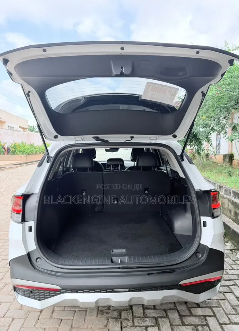 Kia Sportage EX 2023 White
