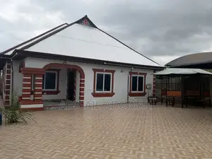Furnished 3bdrm House in Kwabre for sale