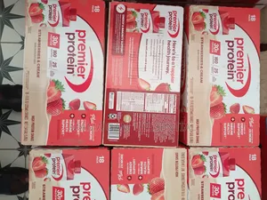 Premier Protein 18 Pack Vanilla and Strawberry