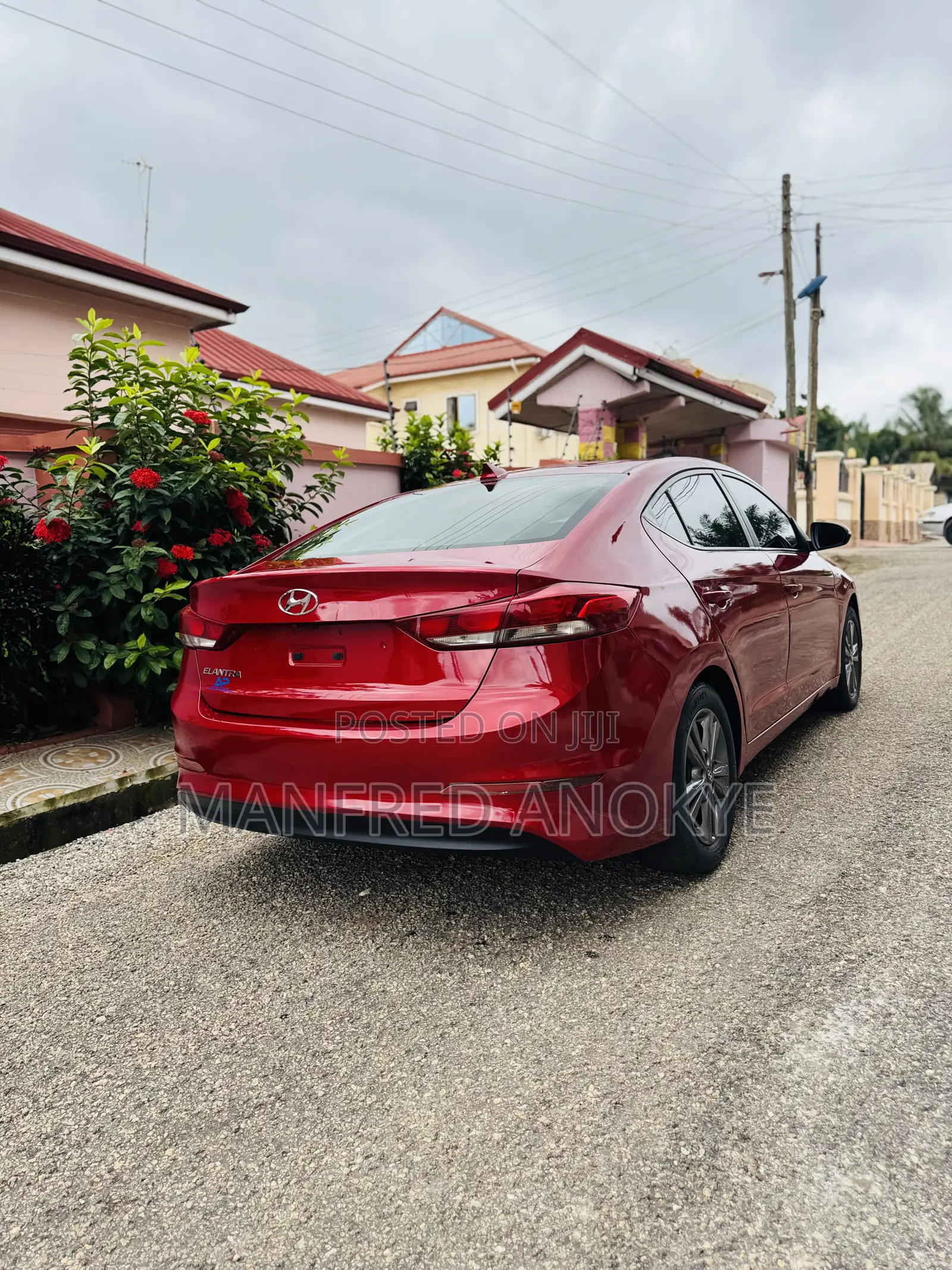 Hyundai Elantra 2017 Red