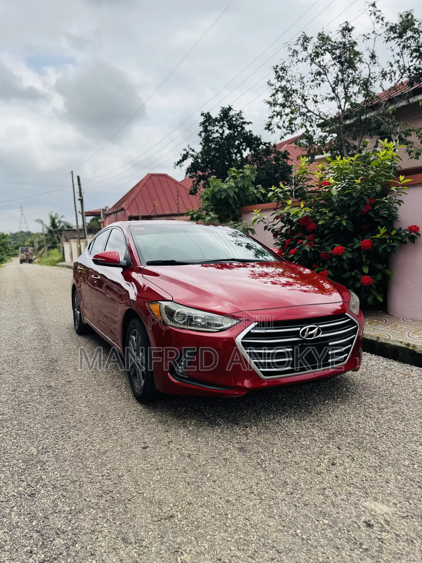 Hyundai Elantra 2017 Red