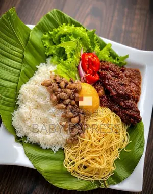 Zongo Rice Stew (Nas Special) – Meat,Fish,Salad,Eggs,Wele,Macaroni