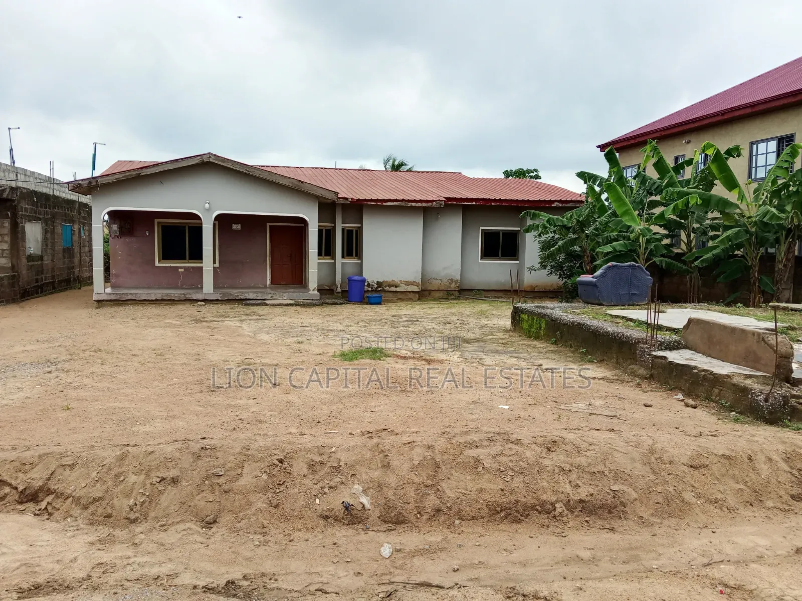 Land for Sale at Ablekuma Afuaman With an Old House on It
